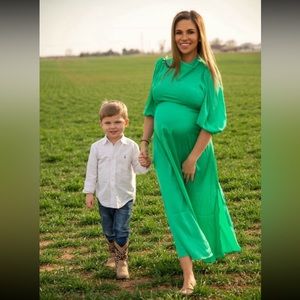 Maternity dress worn once